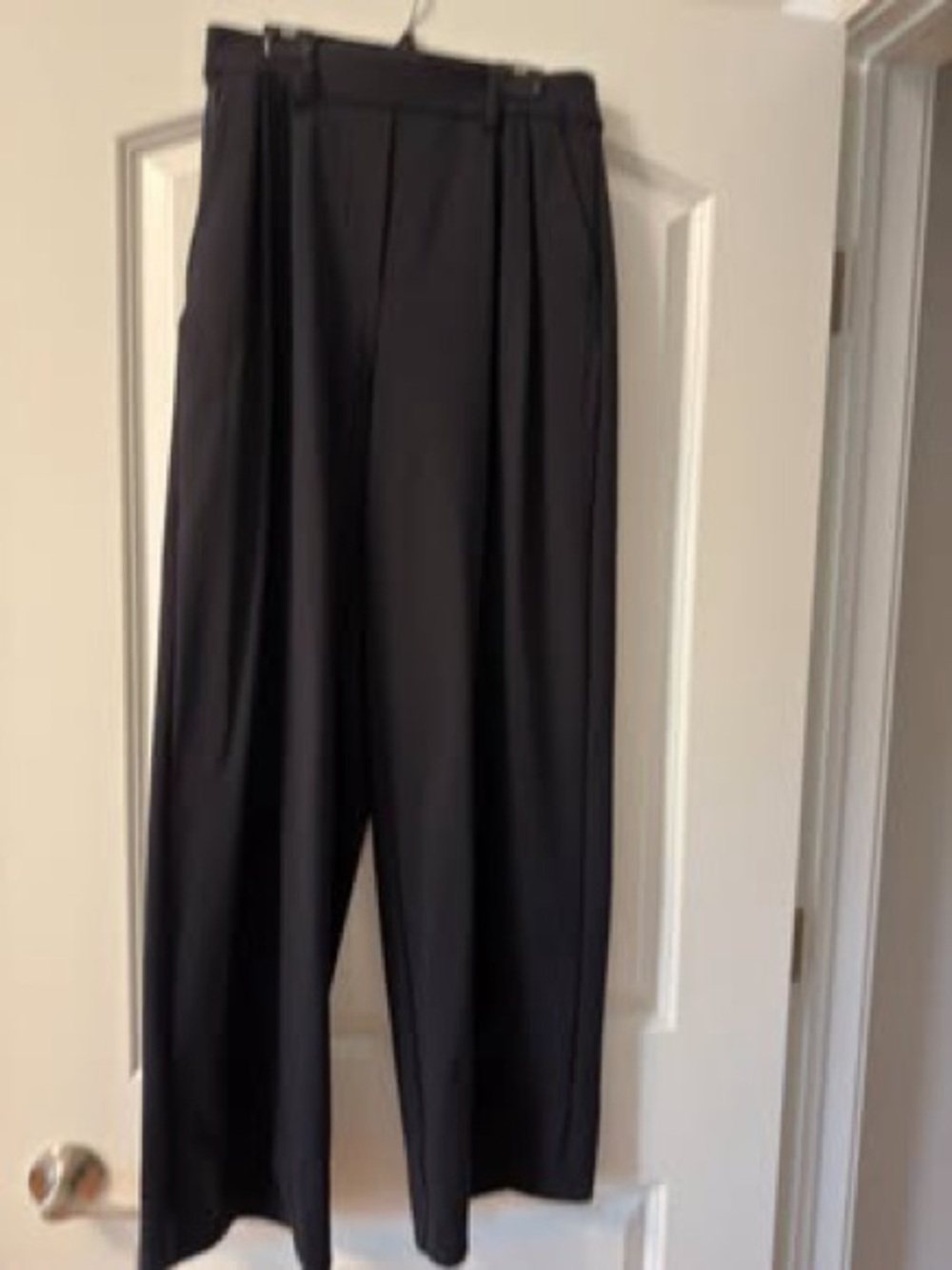 lululemon athletica Black Wide-Leg Pleated Trousers